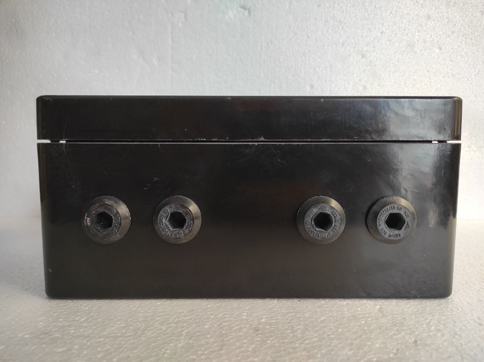 admin/uploads/uploads/RS Components gb-255 - GB-255 Enclosure Junction Box_2.webp